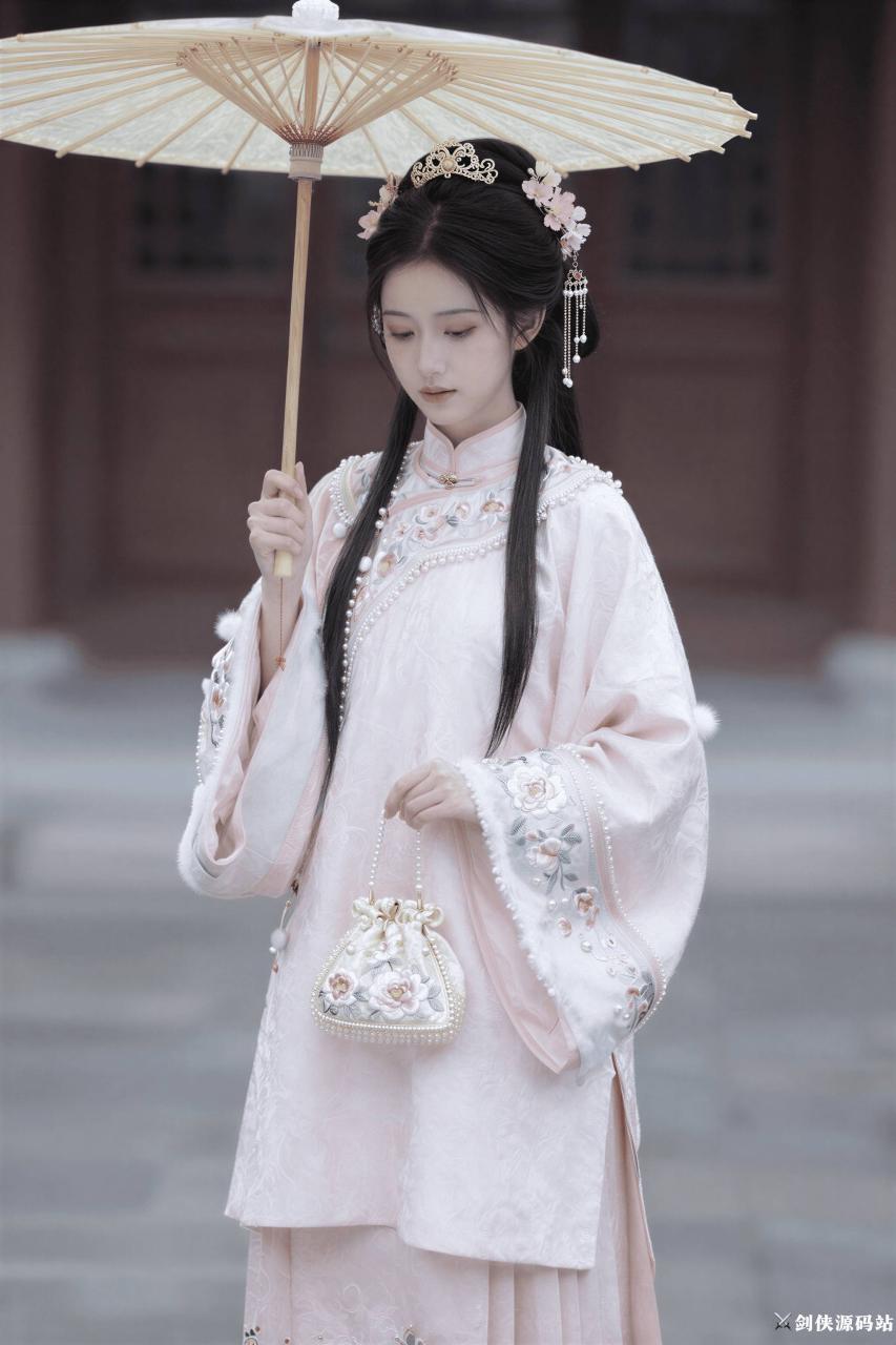 油纸伞珍珠荷包清汉女.jpg